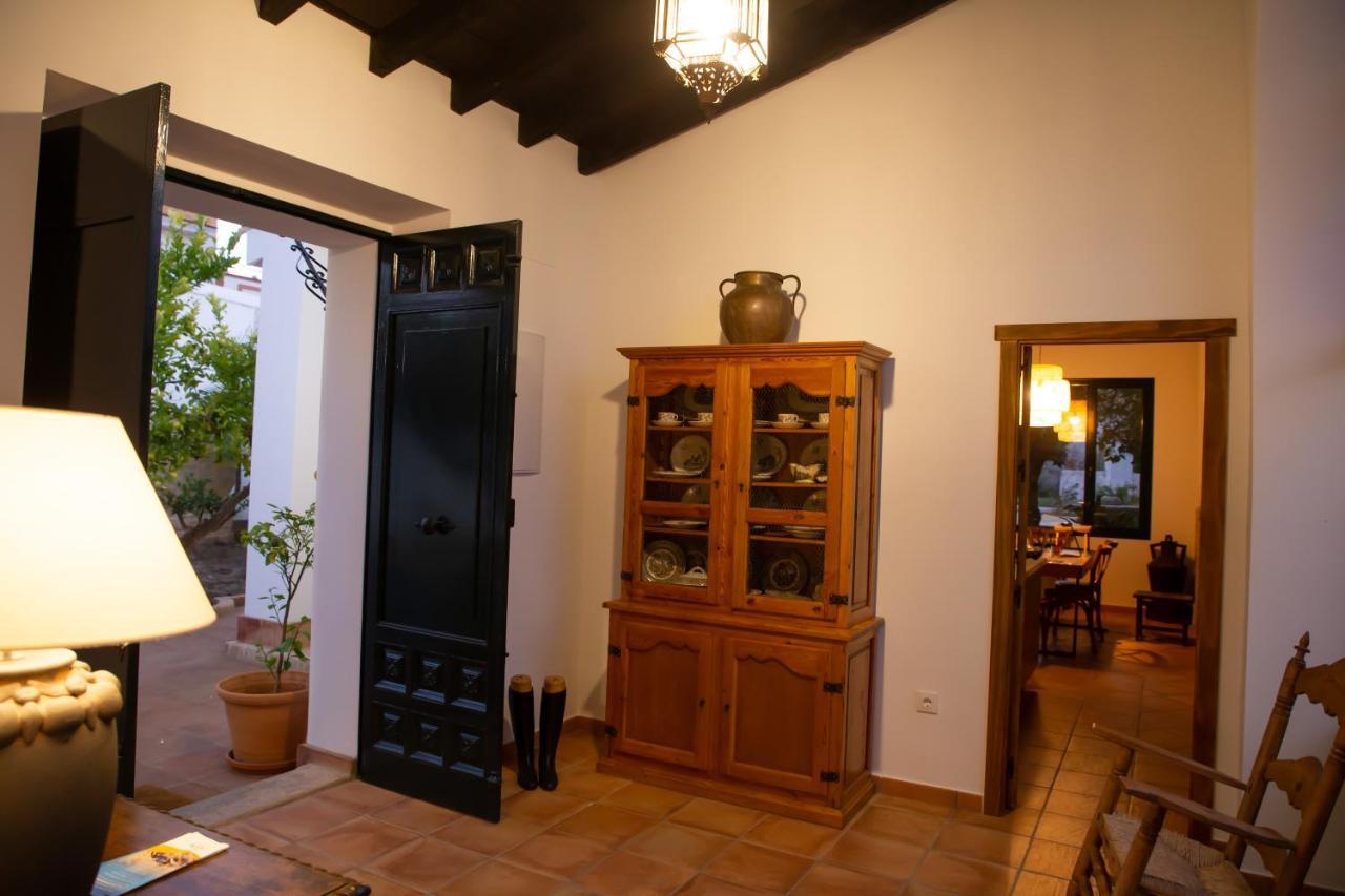 El Molino Del Huertezuelo Villa La Palma Del Condado Exterior photo